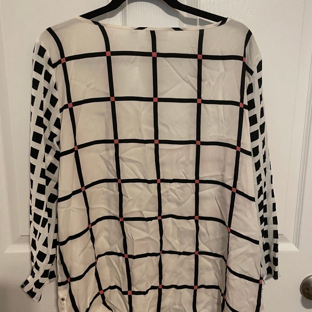 Off White 3/4 Sleeve Blouse